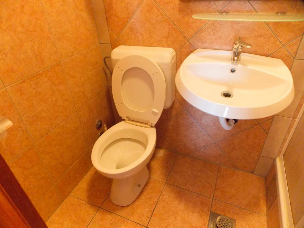 Apartments Frane (Adults Only) ノヴァリャ 部屋 写真