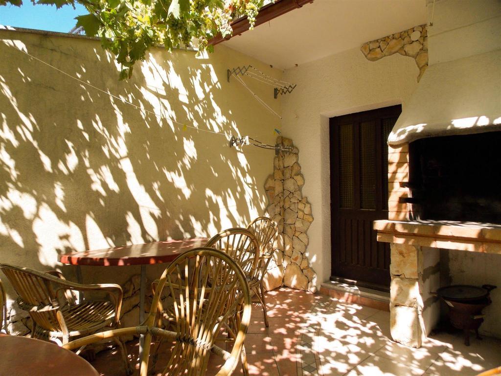 Apartments Frane (Adults Only) ノヴァリャ 部屋 写真